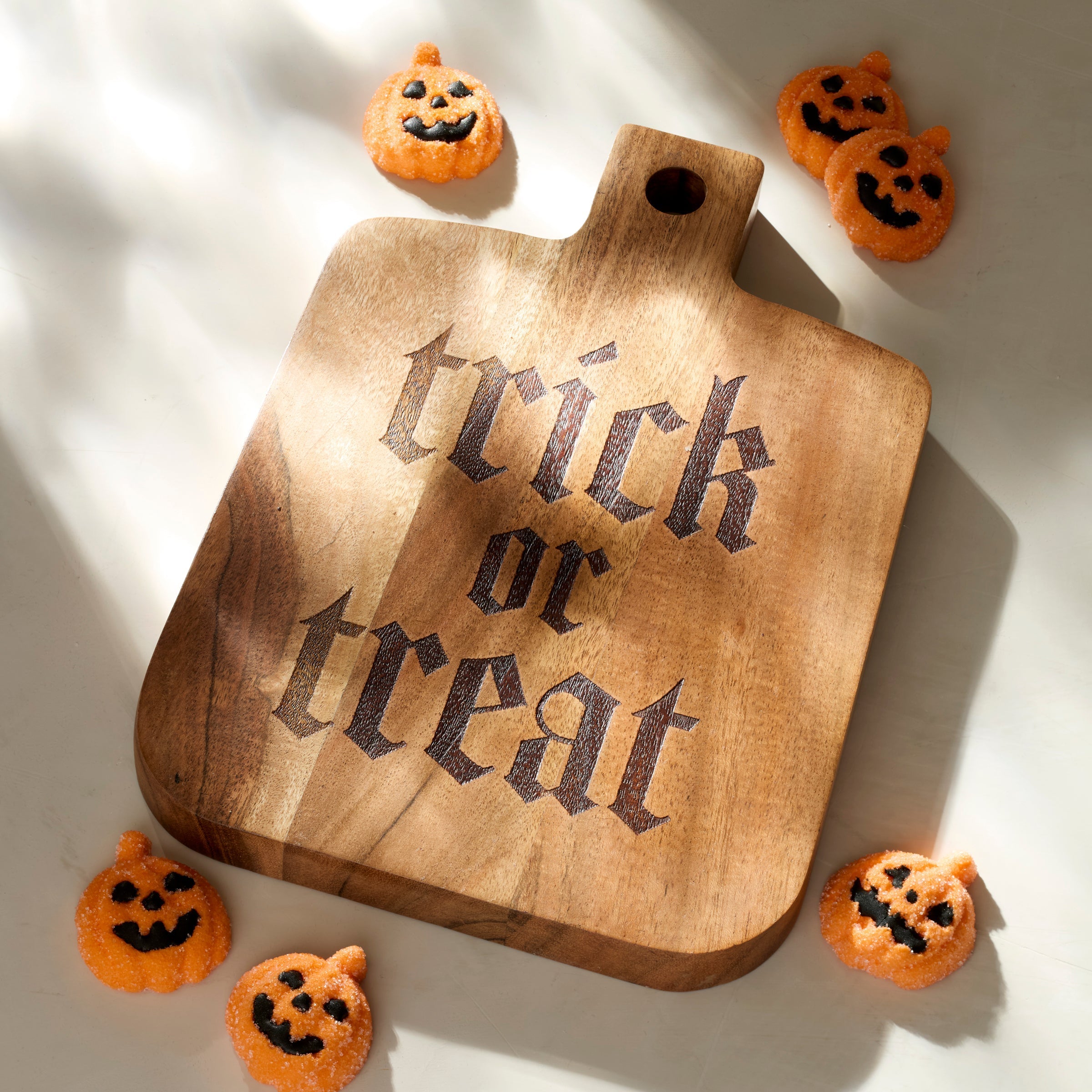 Lenox Westmore Vintro Halloween Trick or Treat Cheese Board - Image 2