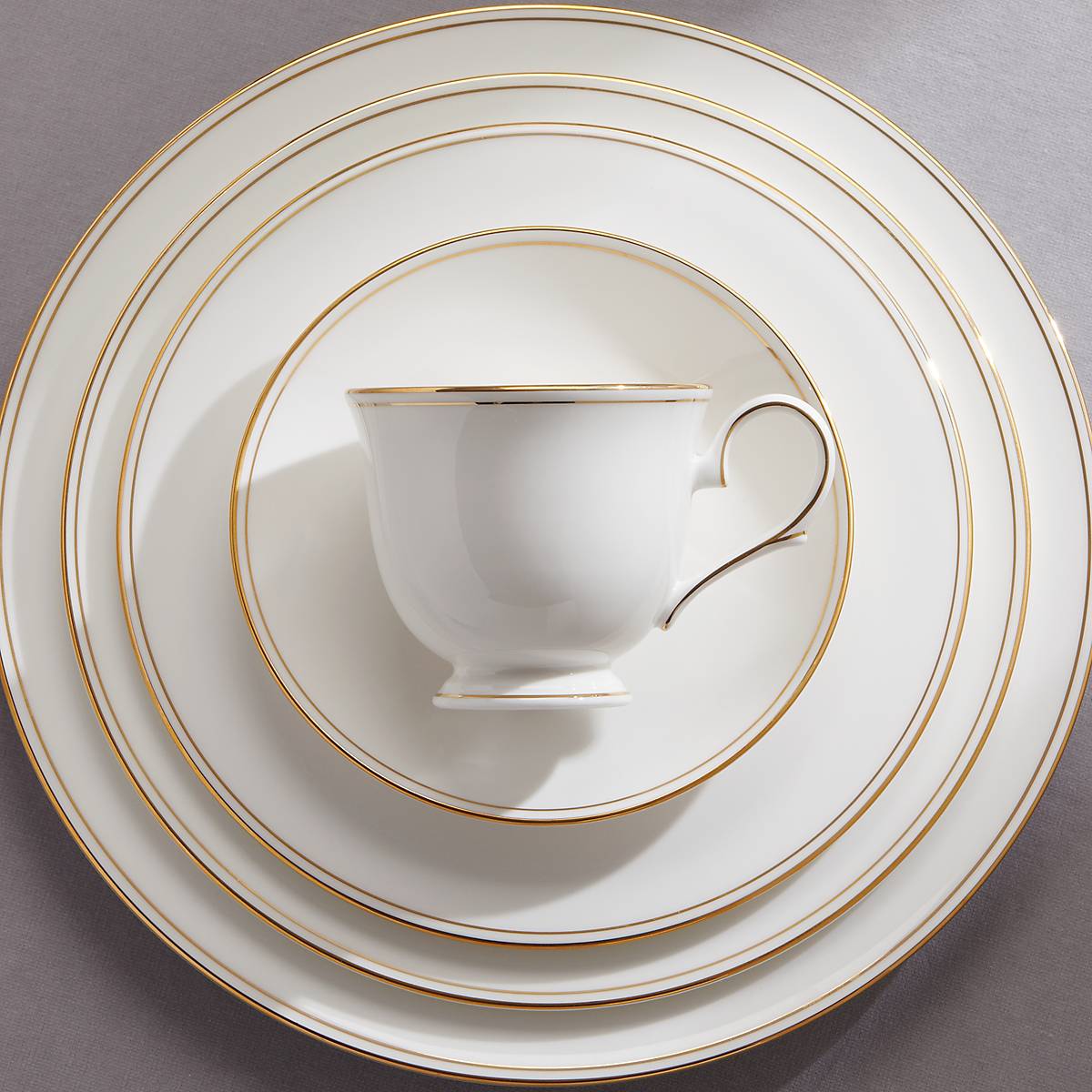 Lenox Westmore Federal Gold 5-Piece Place Setting - Image 4