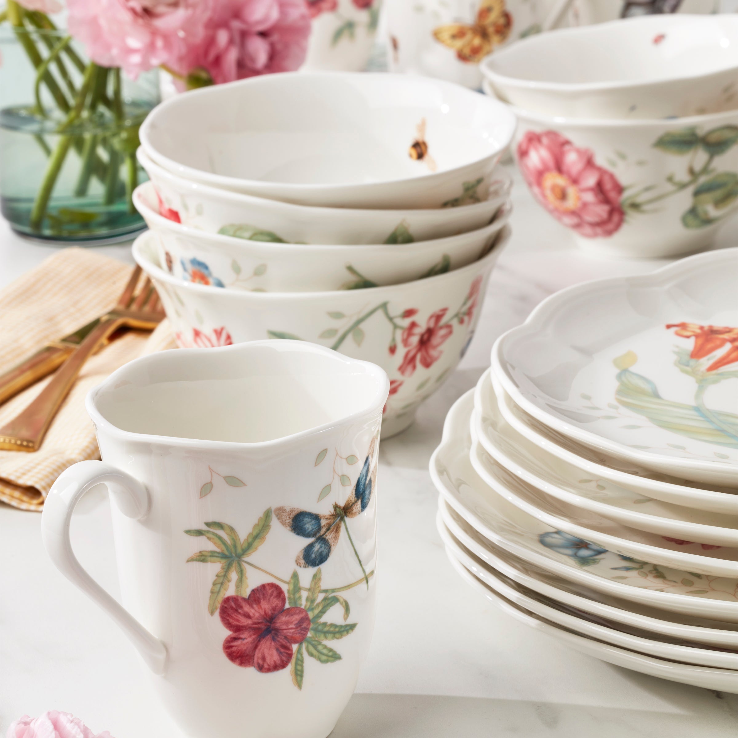Lenox Westmore Butterfly Meadow 24-Piece Dinnerware Set - Image 4