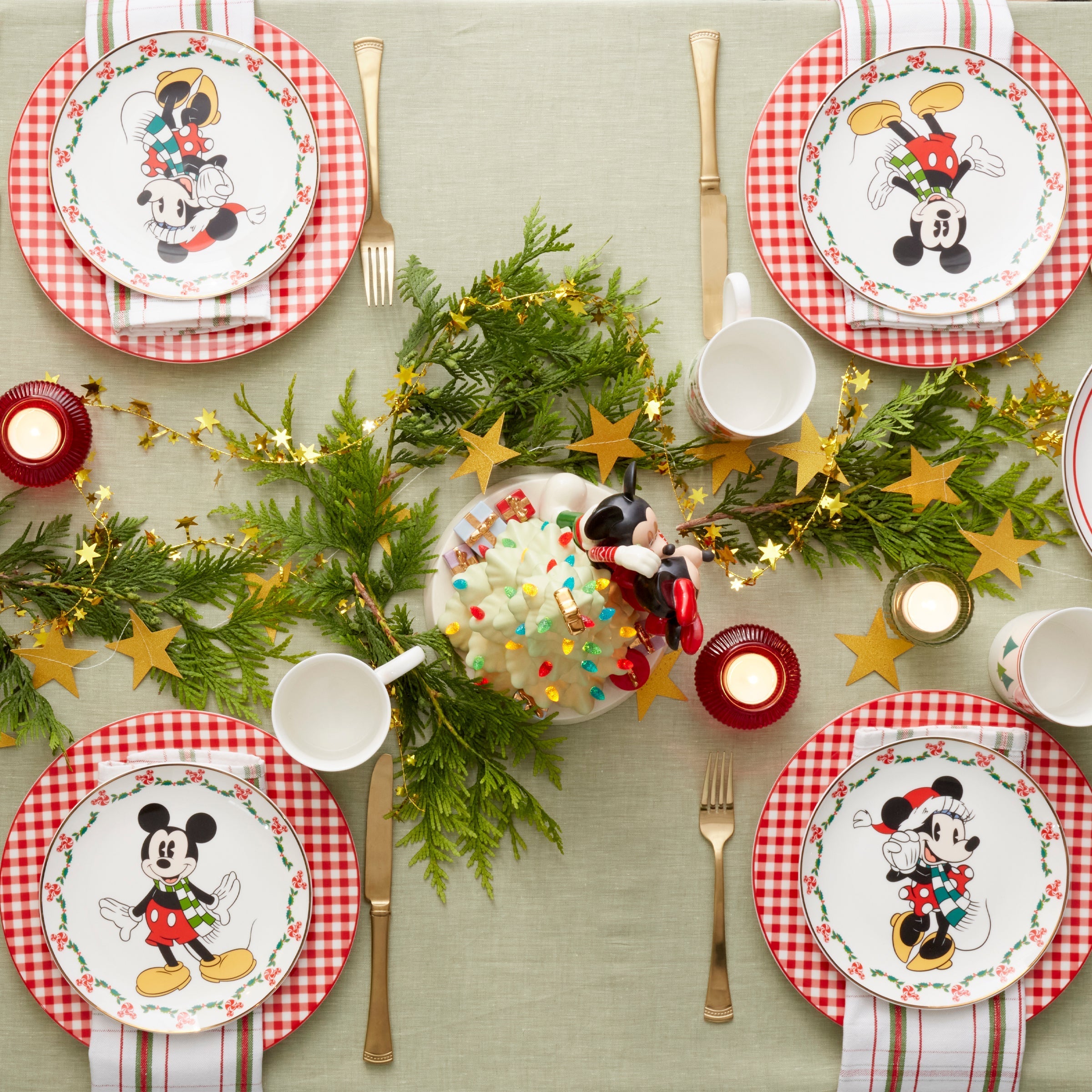 Lenox Westmore Disney Holiday 12-Piece Dessert Set - Image 6