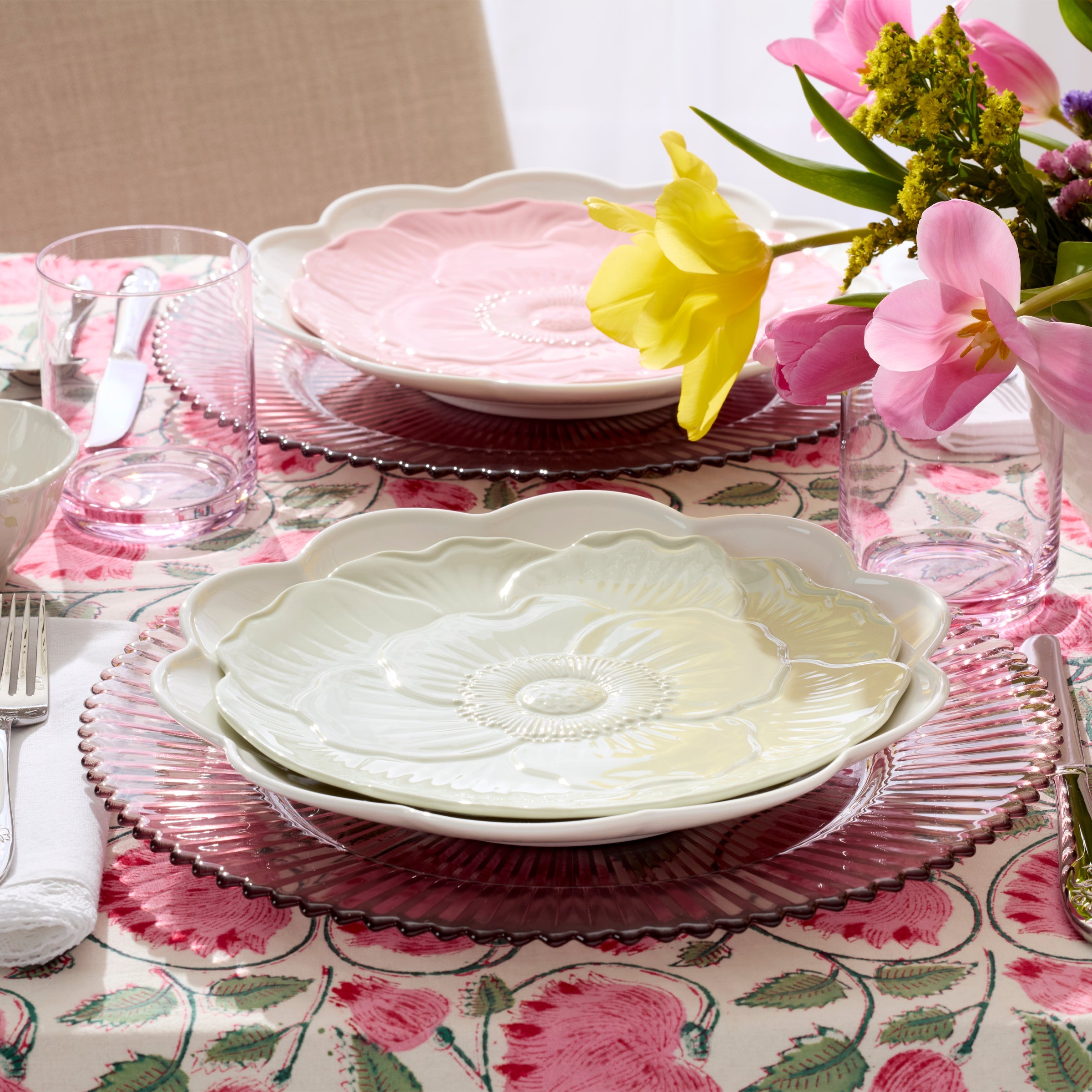 Lenox Westmore Studio 1414 Scallop 12-Piece Dinnerware Set - Image 9