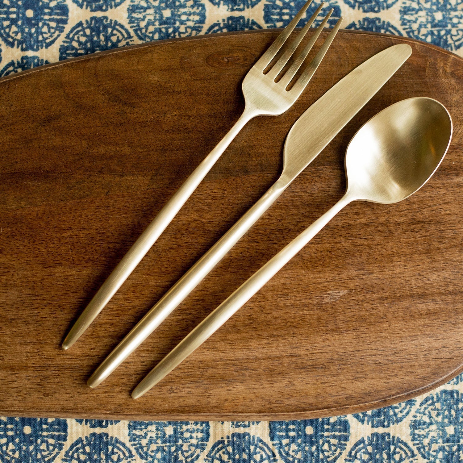 Lenox Westmore Gaze Champagne Satin 20-Piece Flatware Set - Image 10