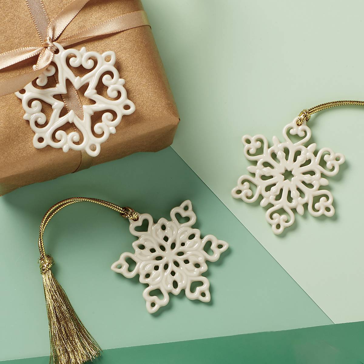 Lenox Westmore Mini Snowflake 3-Piece Ornament Set - Image 2