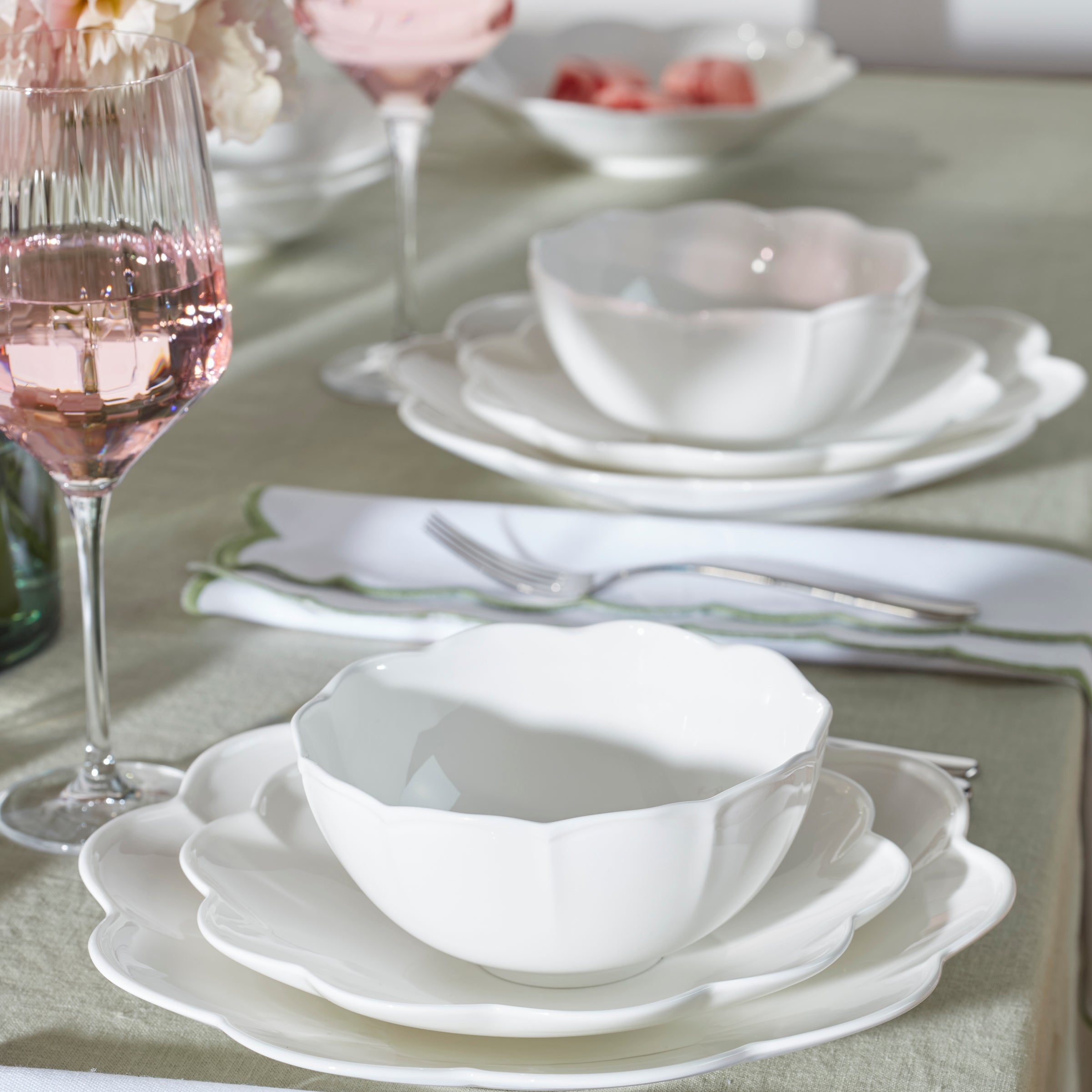 Lenox Westmore Studio 1414 Scallop 12-Piece Dinnerware Set - Image 13