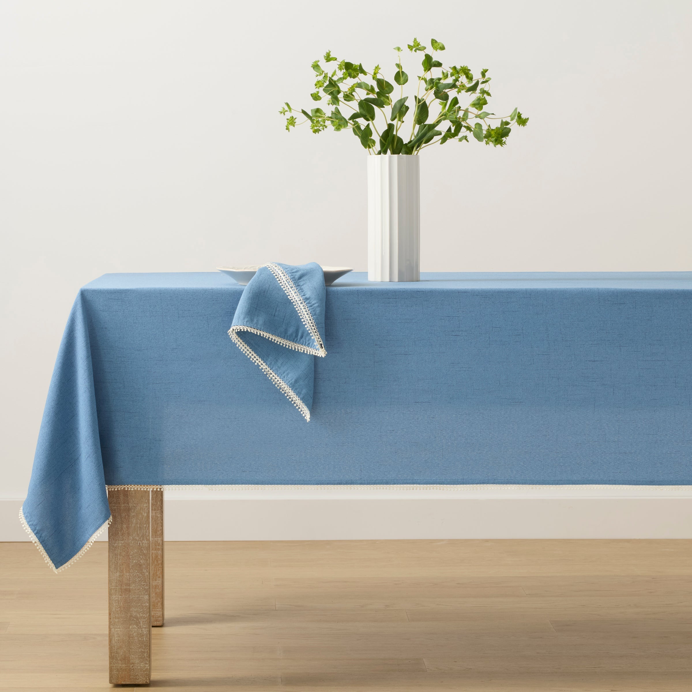 Lenox Westmore French Perle Solid Periwinkle 60x120 Tablecloth - Image 2