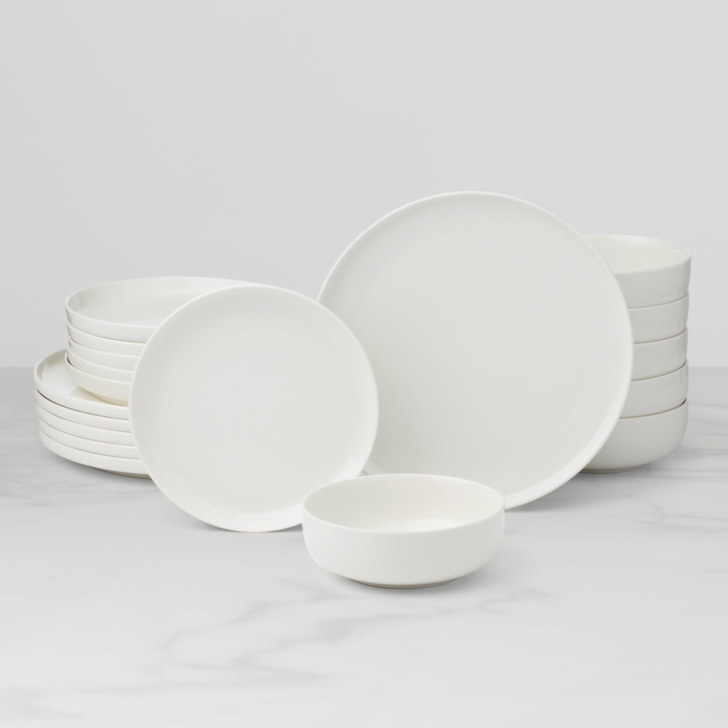 Lenox Westmore 24 Seven White 18-Piece Dinnerware Set