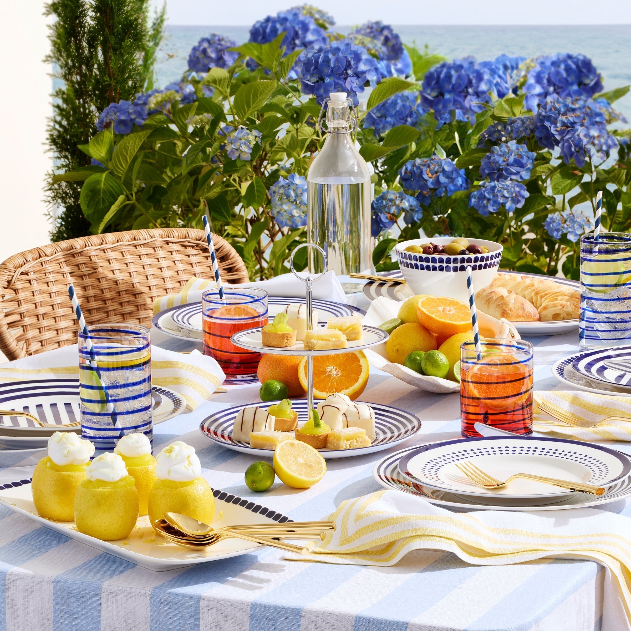 Lenox Westmore Charlotte Street East 16-Piece Dinnerware Set - Image 3