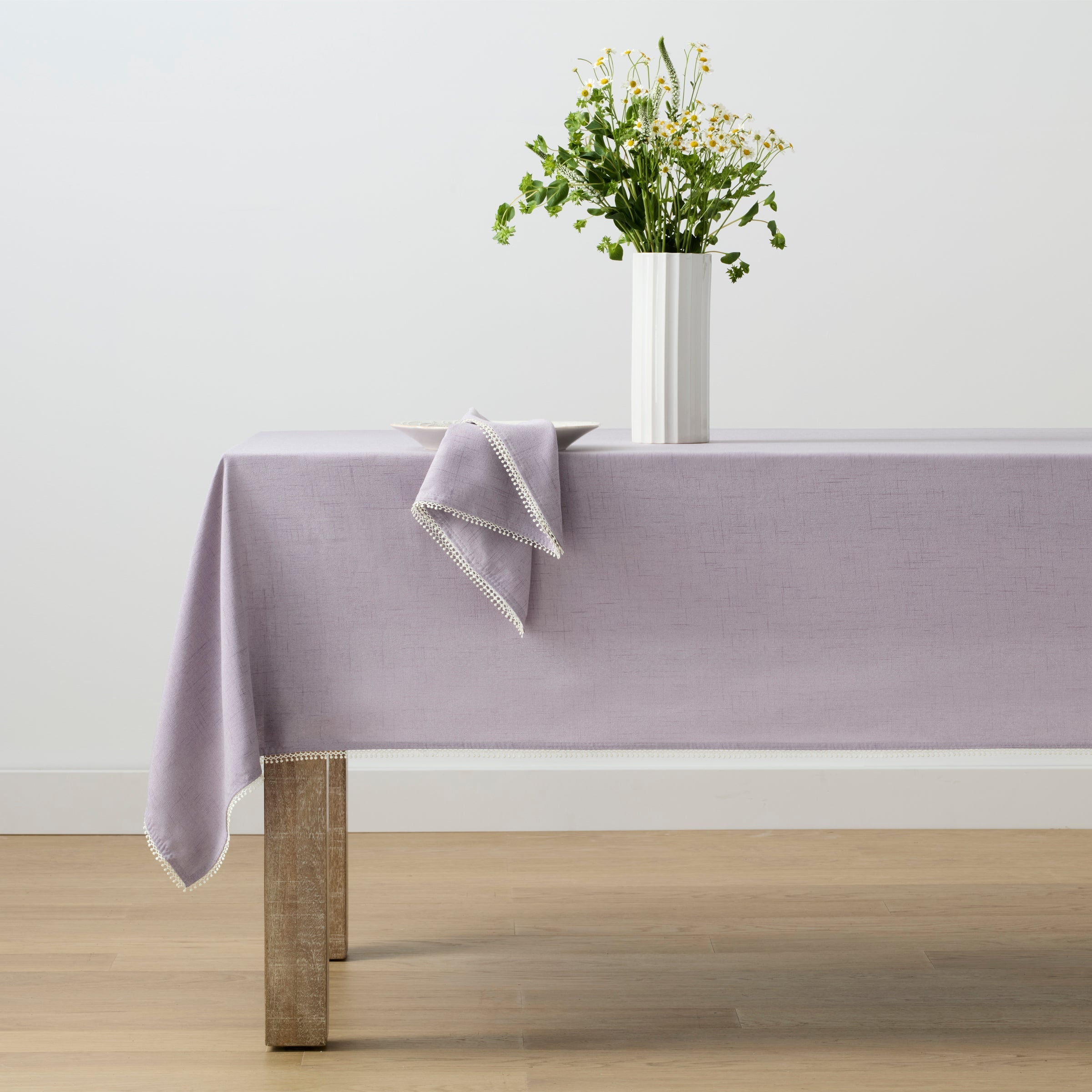 Lenox Westmore French Perle Violet 60x84 Tablecloth - Image 3