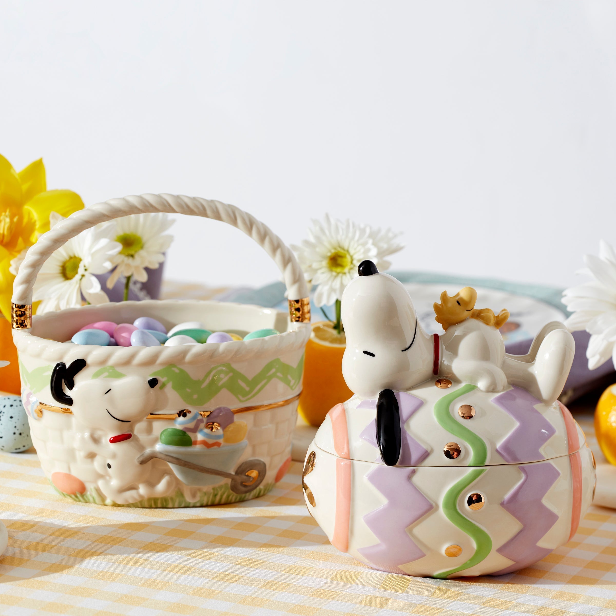 Lenox Westmore Snoopy Easter Basket - Image 2