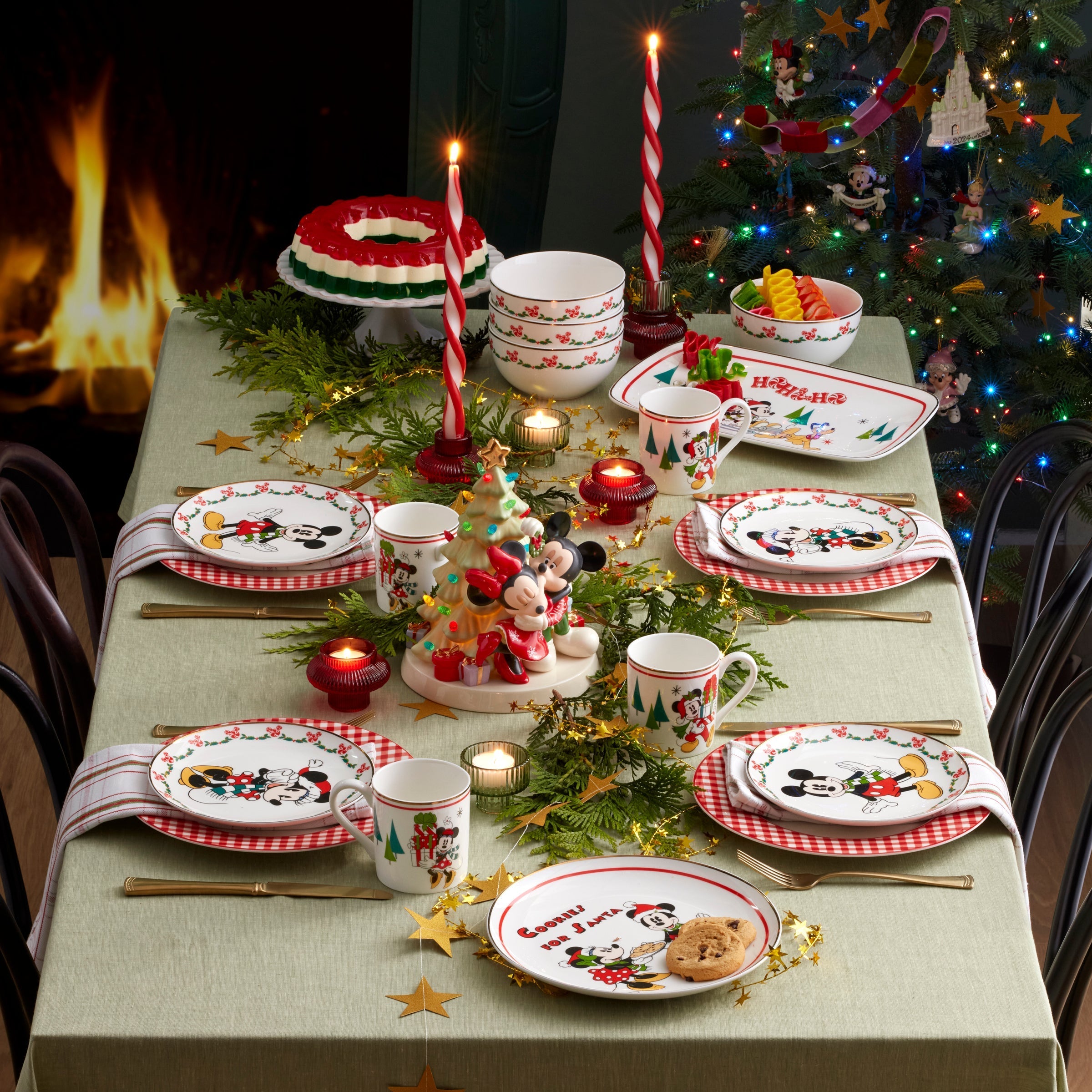 Lenox Westmore Disney Holiday Hors d'Oeuvres Tray - Image 4