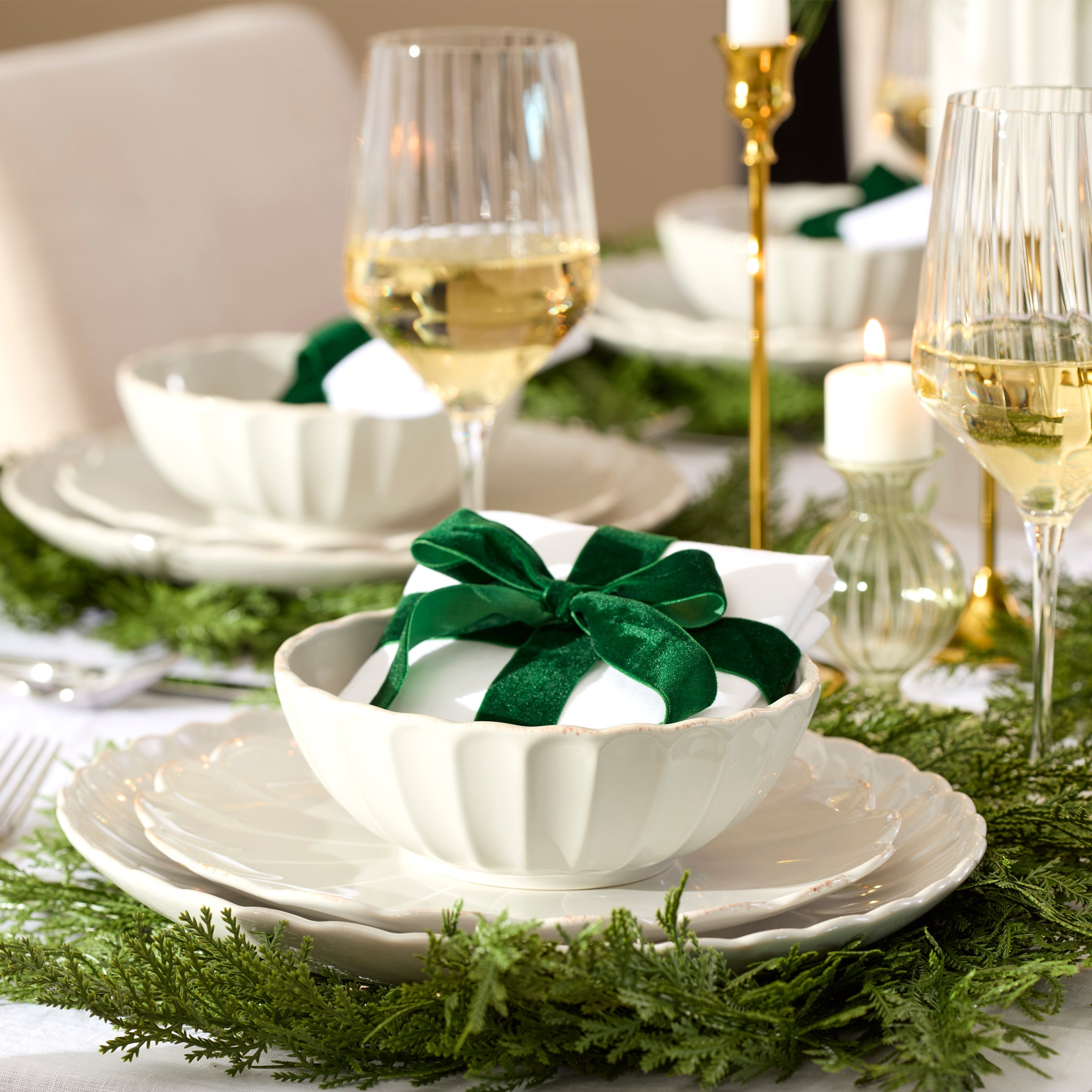 Lenox Westmore French Perle Scallop White 12-Piece Dinnerware Set - Image 3