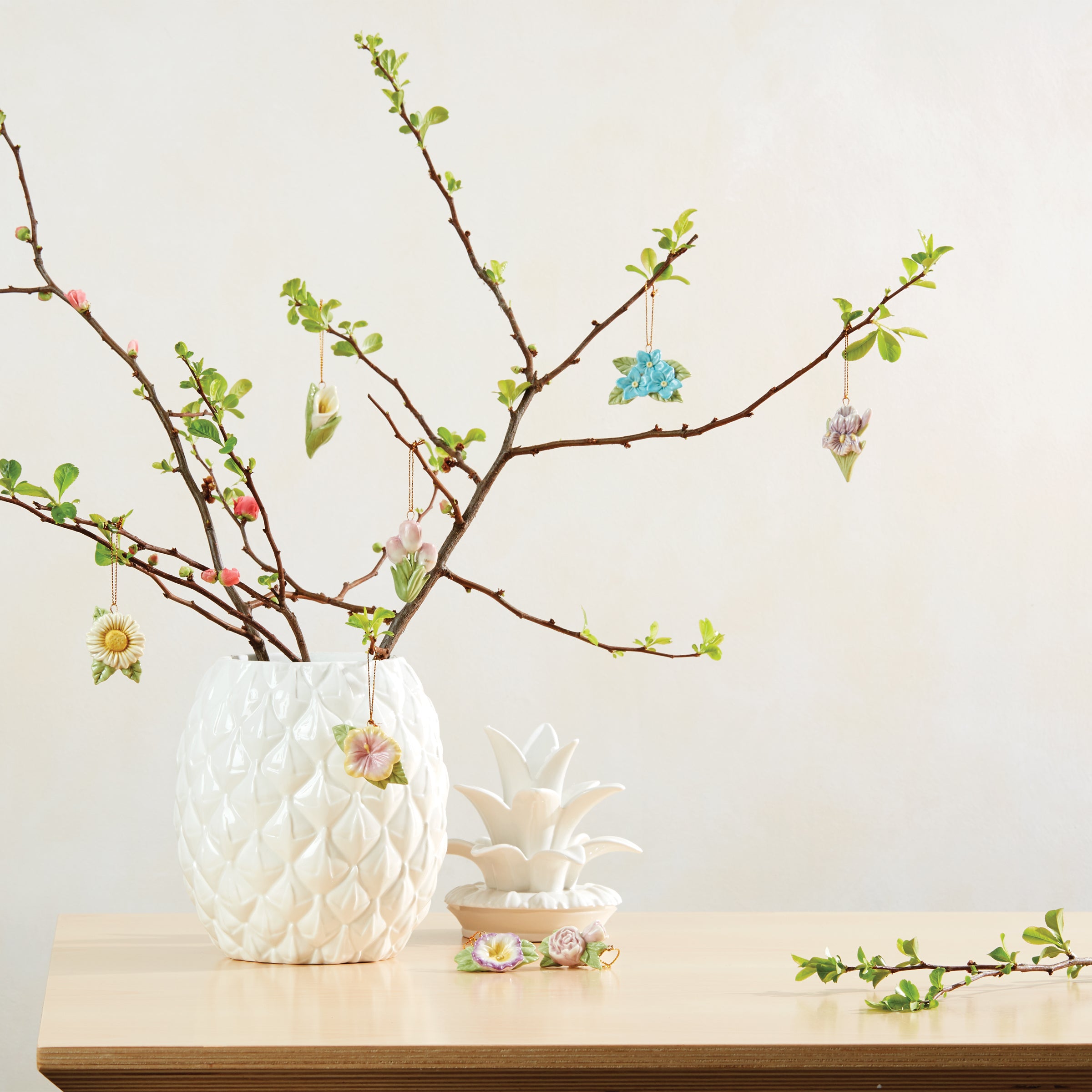 Lenox Westmore Celebrate Flowers 10-Piece Mini Ornament Set - Image 3